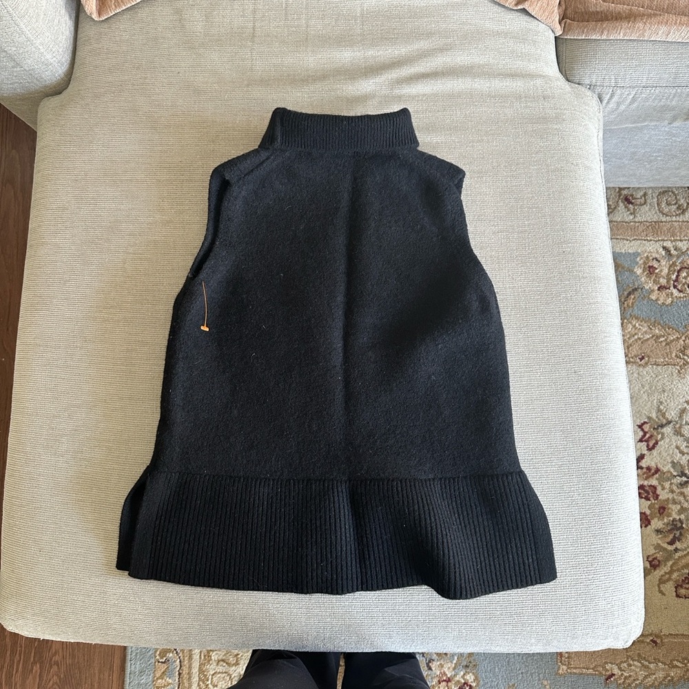 Aritzia Babaton Merino Wool Black Sleeveless Turtleneck - Picture 6 of 12